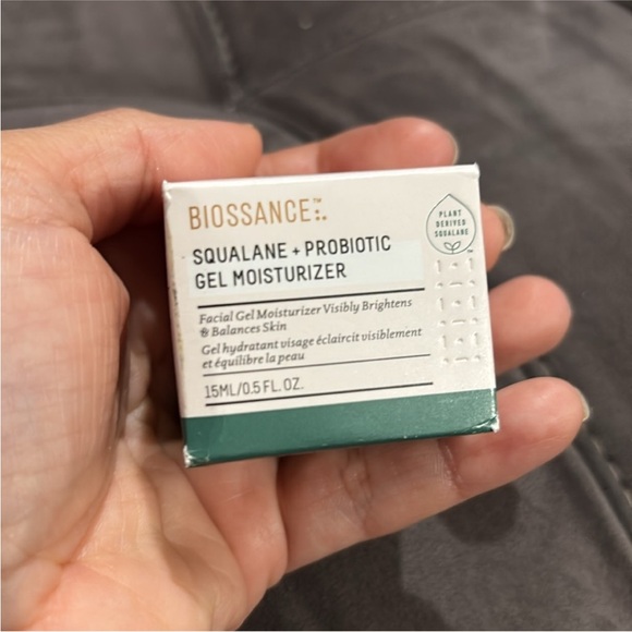 Biossance Squalane + Probiotic Gel Moisturizer Travel Size 15mL / 0.5oz - Picture 4 of 5